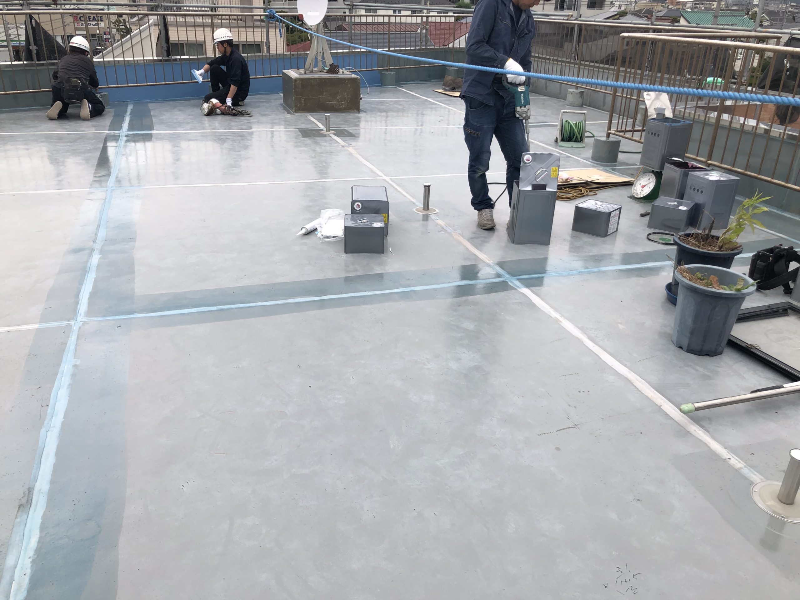 防水工事で下地補修